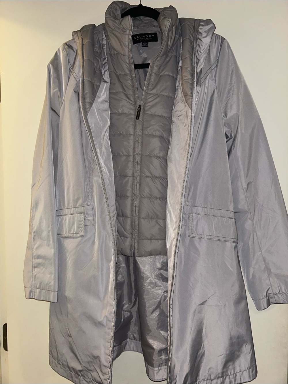 Laundry By Shelli Segal Light Gray Packable Rain Coat with Quilted Liner